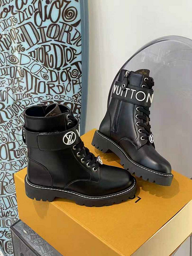 Louis Vuitton Leather Boots Wmns ID:20221117-359